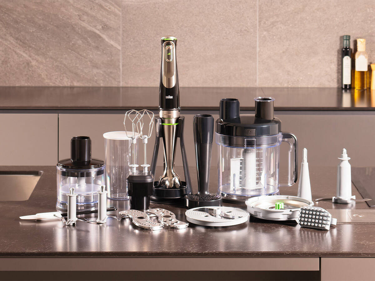 料理の下ごしらえが爆速で完了。そろそろ買いたい「最新ハンドブレンダー」3選