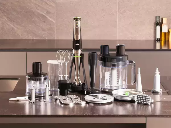 「料理の下ごしらえが爆速で完了。そろそろ買いたい「最新ハンドブレンダー」3選」の画像