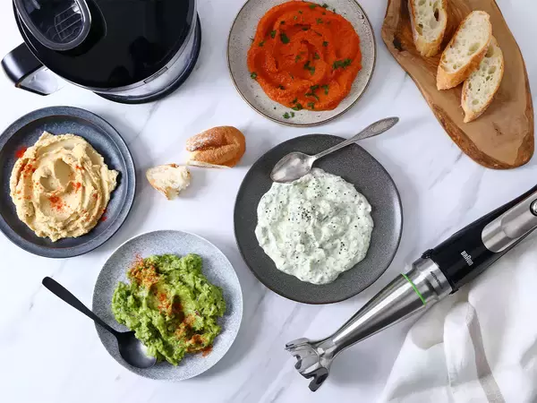 「料理の下ごしらえが爆速で完了。そろそろ買いたい「最新ハンドブレンダー」3選」の画像