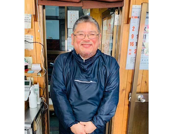 冬こそ絶品うなぎを！うなぎのまちで客足が途絶えない『丸共 清水屋川魚店』のうなぎ蒲焼き
