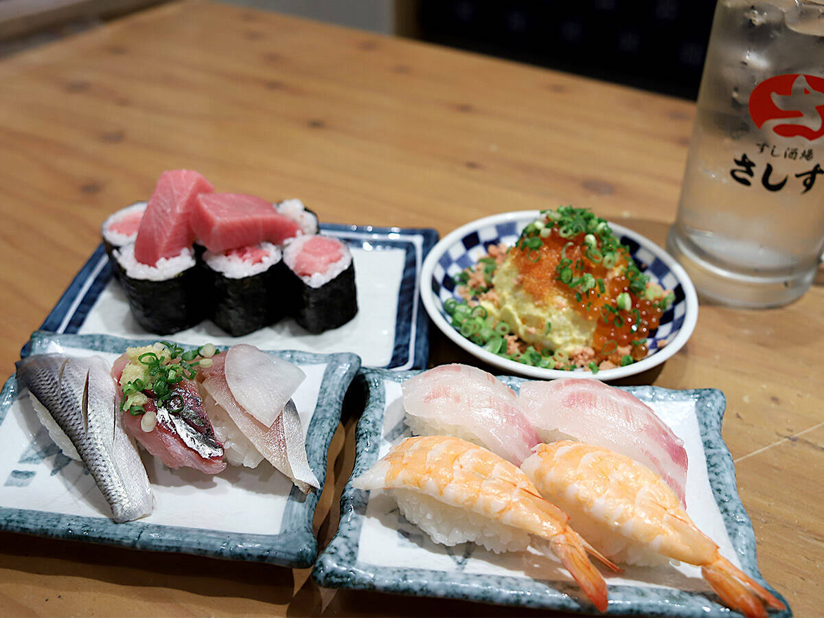 大阪駅前で安くてウマい絶品寿司が味わえる行列店『すし酒場さしす』。その人気の秘密とは？