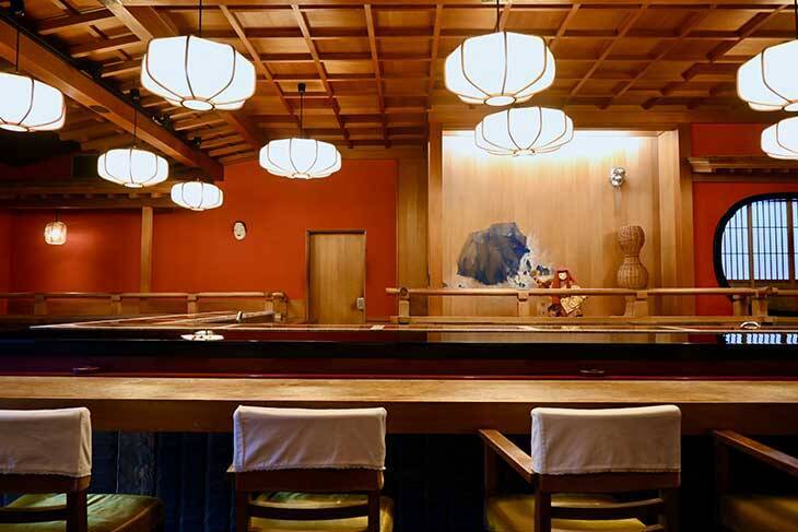 【石川の名物駅弁】一度は食べたい老舗の押し寿司！『割烹・鮨 米八』の安宅乃関所寿司が選ばれるワケ