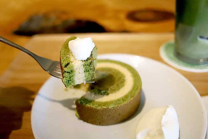 京都みやげの定番「京ばあむ」。工場見学からカフェまで楽しめる『atelier京ばあむ』が楽しすぎる！