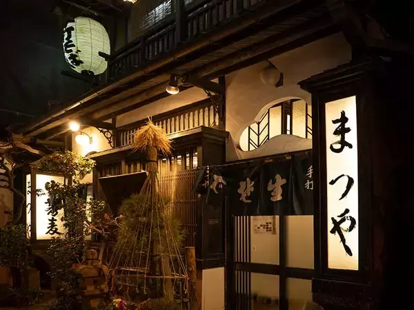 「神田まつや、室町砂場…東京の老舗で味わう特別な「年越しそば」」の画像