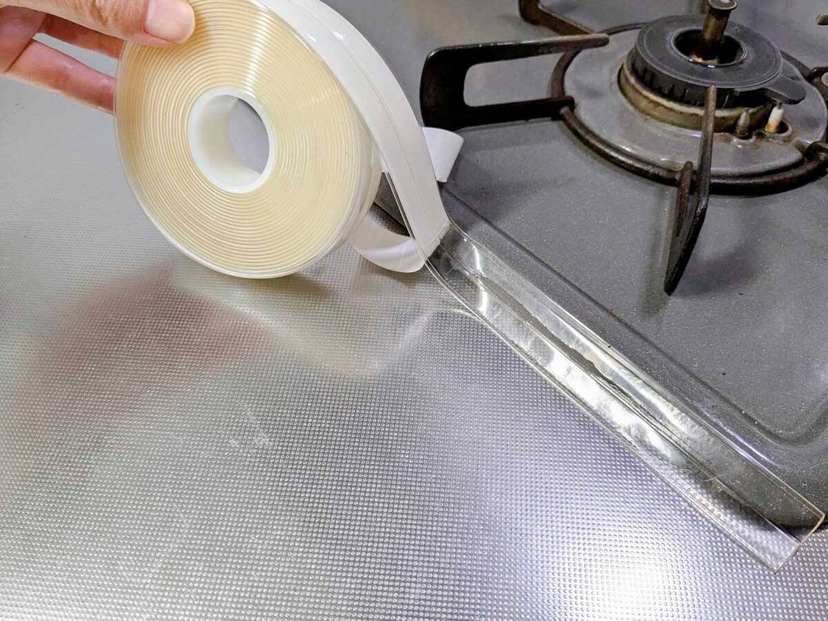 【3COINS】年末大掃除で大活躍！ 頑固な汚れに立ち向かうキッチン掃除グッズ5選