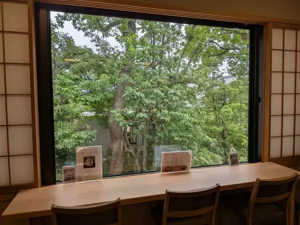 「奈良県民に愛される銘菓「さつま焼」。焼きたてが食べられるのは本店の茶房だけ！かき氷メニューもあるよ！」の画像