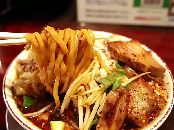 「一度は食べたい大阪B級グルメ8選！ 食い倒れの街に根づく名物の一皿を食べに行こう」の画像