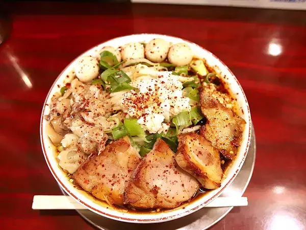 「一度は食べたい大阪B級グルメ8選！ 食い倒れの街に根づく名物の一皿を食べに行こう」の画像