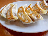 「宇都宮で旨い「餃子」を探していたら、芋づる式に激ウマの「ニラ饅頭」「担々麺」を発見！」の画像1
