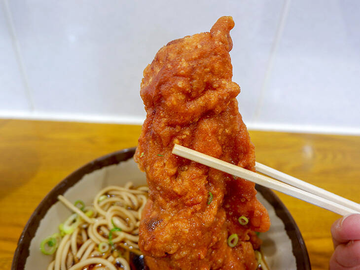 駅ホームに絶品あり 我孫子駅の立ちそば屋 弥生軒 でジャンボ唐揚げそばを食べてきた 18年10月2日 エキサイトニュース