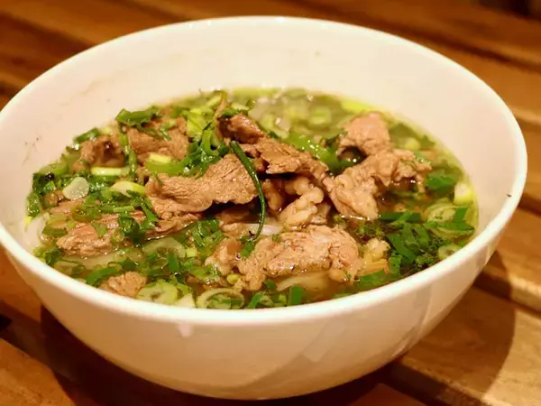 「日本初上陸！ ハノイで大人気のフォーの名店『フォーティン』が日本でブームを起こす」の画像