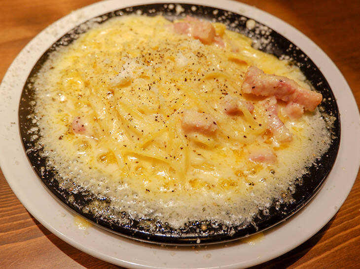生モッツァレラチーズがのせ放題！？ 禁断の“無限チーズパスタ”を食べてきた！