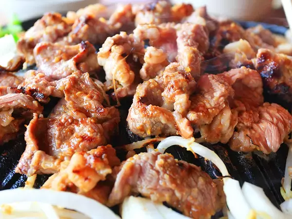 「現役トレーナーに聞く筋肉メシ！ ジンギスカンをいくら食べても太らないって本当？」の画像