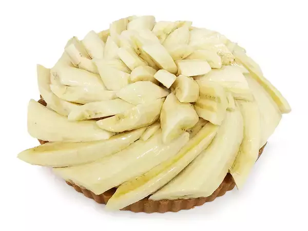 「8月7日はバナナの日！ 『カフェコムサ』に絶品バナナケーキが6種登場」の画像