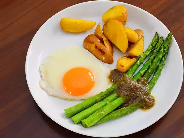 「汎用性バツグン！ 超人気お取り寄せグルメ「かにみそバーニャカウダ」を使ってみた」の画像