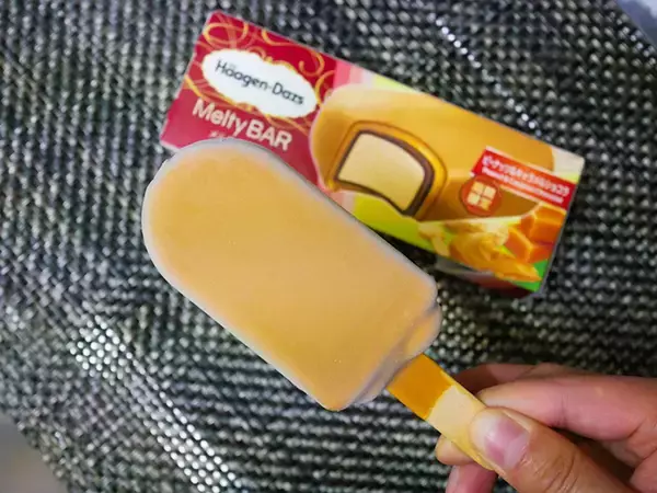 キャラメルとピーナッツの濃厚さが至福！ ハーゲンダッツの新作「ピーナッツ＆キャラメルショコラ」を食べてみた