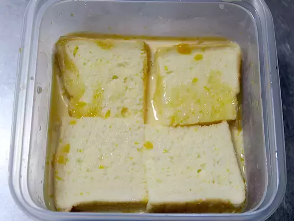 「3万円超えの高級トースター「三菱ブレッドオーブン」は買いか？ サンドイッチを作ってその実力を検証」の画像