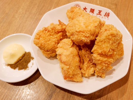 大阪グルメ ウーパールーパーの唐揚げを食べてみた そのまんまのカタチで出てきて 両生類だけど ギョッとした 13年3月13日 エキサイトニュース