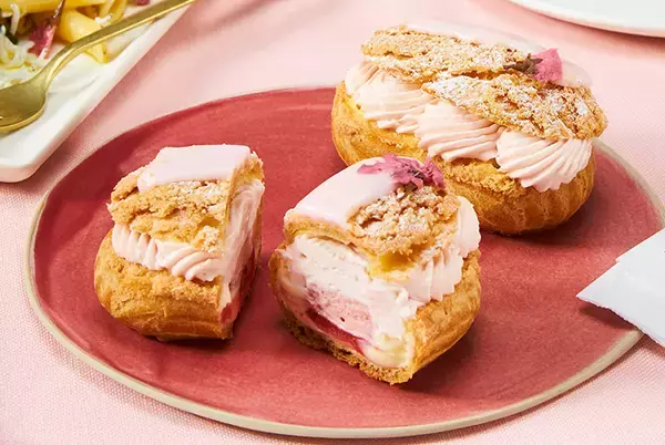 「春はもうすぐ！ 「スターバックス リザーブ ロースタリー 東京」で味わいたい桜グルメ4選」の画像