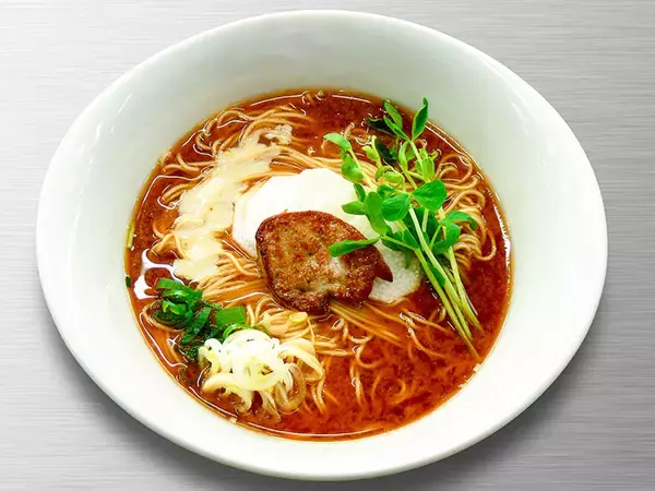 「ミシュラン店が本気で作ったラーメン「フォアグラ味噌らぁ麺」が旨い！」の画像