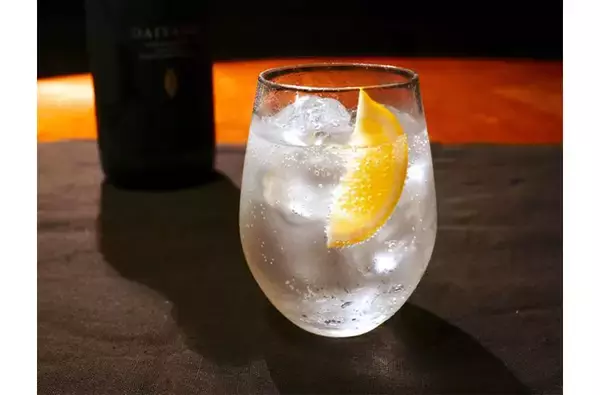 「宅飲みハイボールならコレ！ 世界が認める香り高い芋焼酎「だいやめ」を味わってみた」の画像