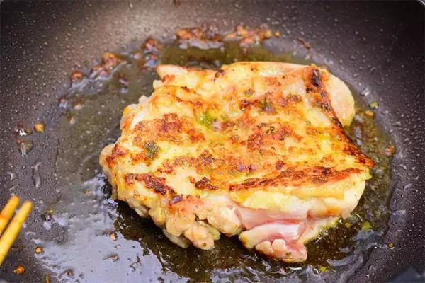 「極旨の混ぜご飯ができる！ 「クレイジーソルト バターライスの素」が本家越えの使いやすさ」の画像