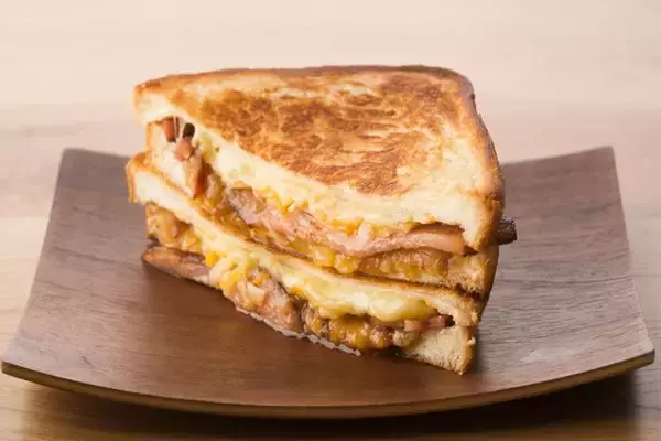 「休日だけ営業する幻のグリルドチーズサンドイッチ専門店『Meltyman』とは？」の画像