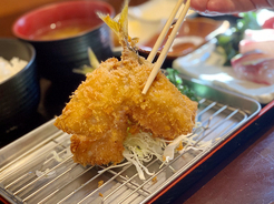 東京屈指の絶品アジフライを食べられる『釣りあじ食堂』に行ってきた