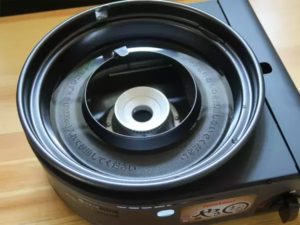 「肉の名店『格之進』と煙が出ないカセットコンロ「やきまる」がコラボ！ オンライン肉会に参加してみた」の画像