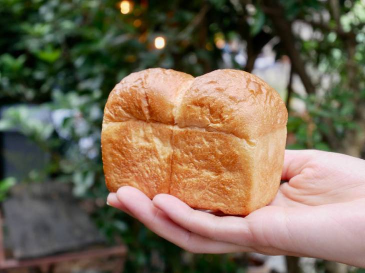 鎌倉に行ったら絶対買い！ 行列の食パン店『Bread Code』の20斤限定「星の井食パン」が美味しすぎる理由