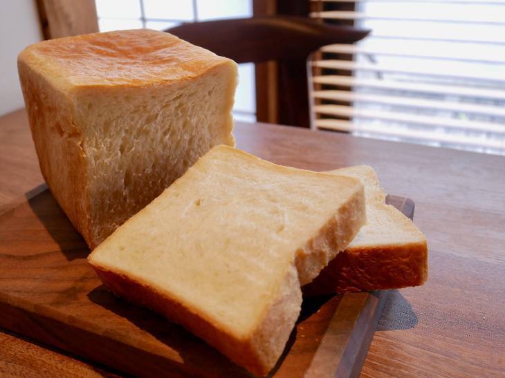 鎌倉に行ったら絶対買い！ 行列の食パン店『Bread Code』の20斤限定「星の井食パン」が美味しすぎる理由