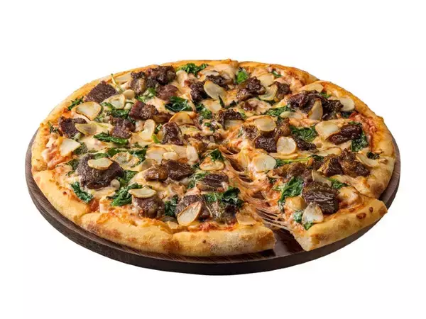 「年末年始に食べたい！ 星付きシェフ4名が監修したドミノ・ピザの「クワトロピザ」が超豪華！」の画像