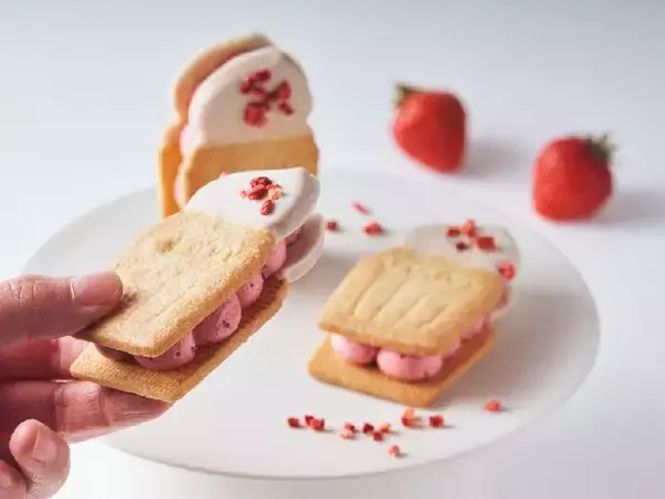 「可愛い春スイーツはコレ！ ジャム生バターサンド「フェアリークリームウィッチ」にいちごラズベリー味が登場」の画像