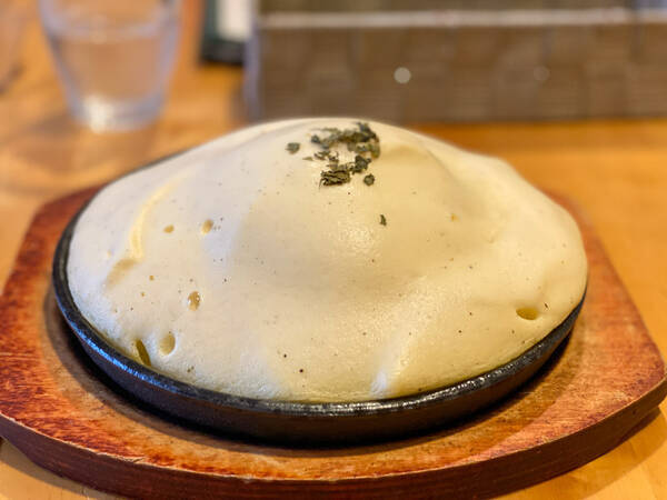 白くてふわふわ 高円寺 アイノワール の名物 白いオムライス を食べてきた 21年4月3日 エキサイトニュース