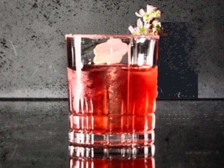 最先端の花見体験！？ 東急プラザ渋谷屋上で開催中の「NEON HANAMI」で飲みたい桜カクテル3種