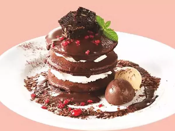 「再登場！ デニーズ×ゴディバの極上コラボスイーツ 5選」の画像