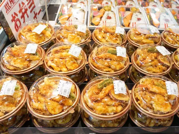「月に5万3千食が売れる鮮魚チェーン『角上魚類』の絶品弁当BEST3」の画像