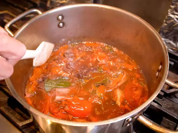 「フレンチの名店『シェ松尾』の「極上手作りビーフシチュー」がクラウドファンディングに登場！ そのこだわりとは？」の画像