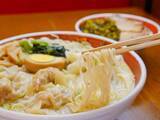 「デカ盛り1.2kg！『広州市場 五反田店』で「飯雲呑麺＋ご飯」の満腹ランチセットを食べてきた」の画像5