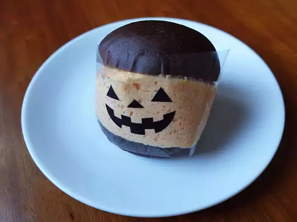 「【実食レポ】セブンイレブンの「ハロウィンスイーツ」はどれが美味しいか食べ比べてみた」の画像