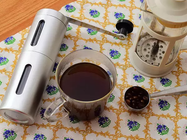 「ドリッパーにコーヒーミルも！ 3COINSで買える「優秀コーヒーグッズ」3選」の画像