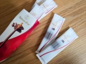 西日本でしか買えない『グリコ』の「バトンドール」は大人好みのスティック菓子