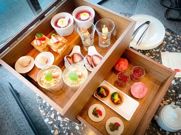 横浜港の絶景と楽しむ『ザ・ゲートホテル横浜 by HULIC』の新感覚アフヌン