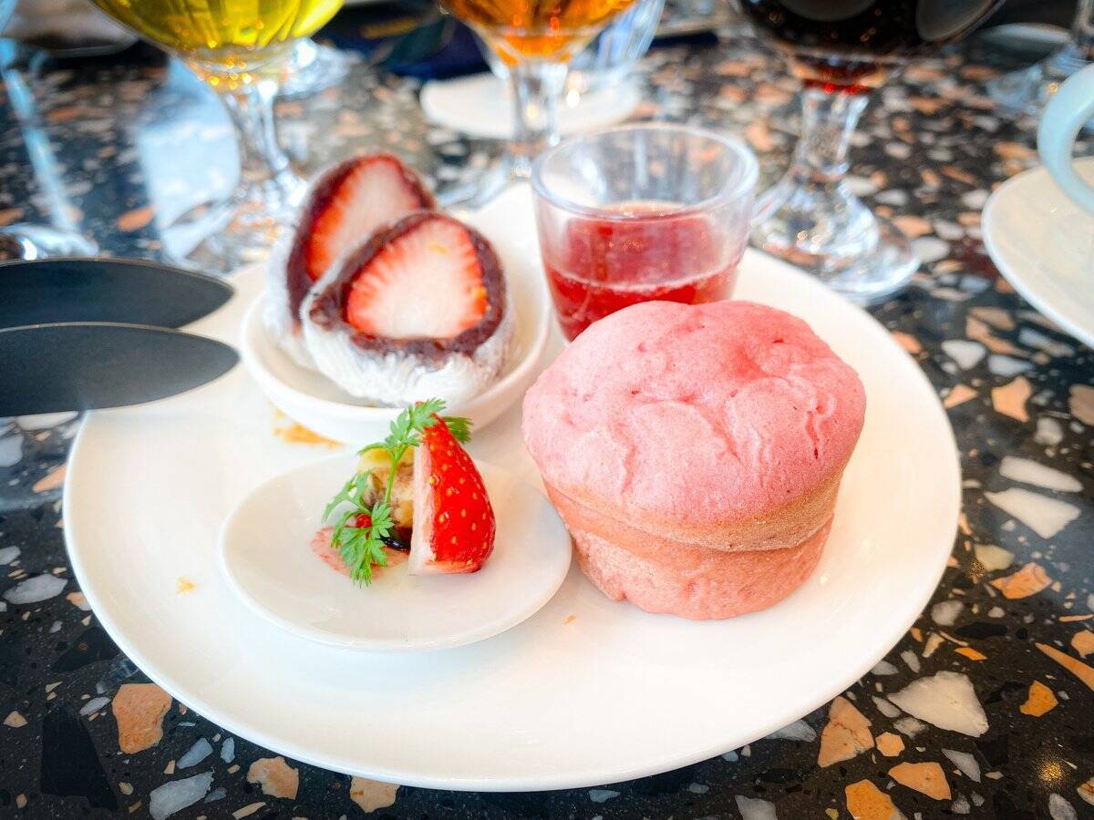 横浜港の絶景と楽しむ『ザ・ゲートホテル横浜 by HULIC』の新感覚アフヌン