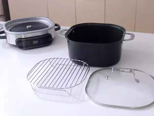「2025年冬の最新「電気鍋＆調理器」。鍋も揚げ物もより手軽に美味しく楽しめる4台」の画像