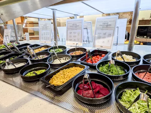 「『シズラー』三鷹店の朝食がすごい！ サラダバーも和も中華も揃う絶品モーニング」の画像