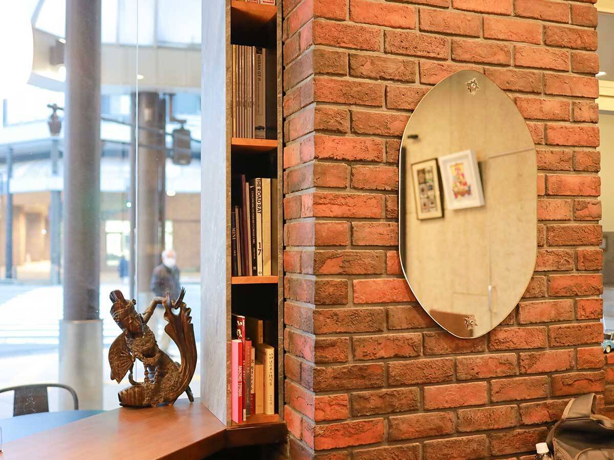 【おじさんは宝石だ！vol.2】富山の老舗『純喫茶ツタヤ』4代目マスター・宇瀬さん／スーツもクラシックカーも歳を重ねるごとに似合っていく