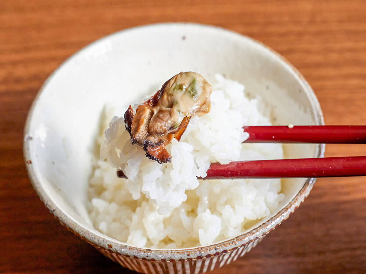 テレビで話題の広島産牡蠣のオイル漬け「花瑠＆花星（おいる＆おいすたー）」を取り寄せてみた