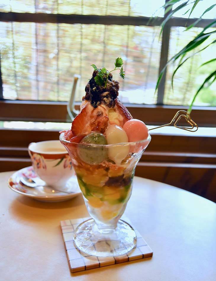 紅葉シーズンの箱根で立ち寄りたい、風情と味わいを楽しむカフェ4選