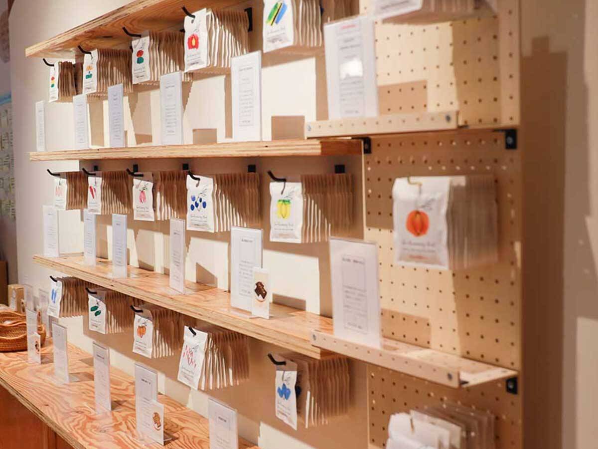 【新連載・おじさんは宝石だ！】穏やかさの中に専門店のプロの顔！ Vol.1『ハミングバード』の時女さん